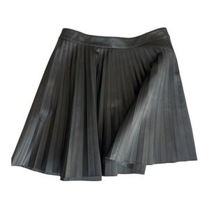 Express “Leather” Pleated Skirt Size 8 women’s